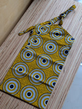 Load image into Gallery viewer, New!! Botanical Flowar bag (yellow)