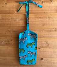 将图片加载到图库查看器,BOTANICAL FLOWER  BAG (しまうま)