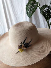 Load image into Gallery viewer, New!! ハットコサージュ(ponponyellow)
